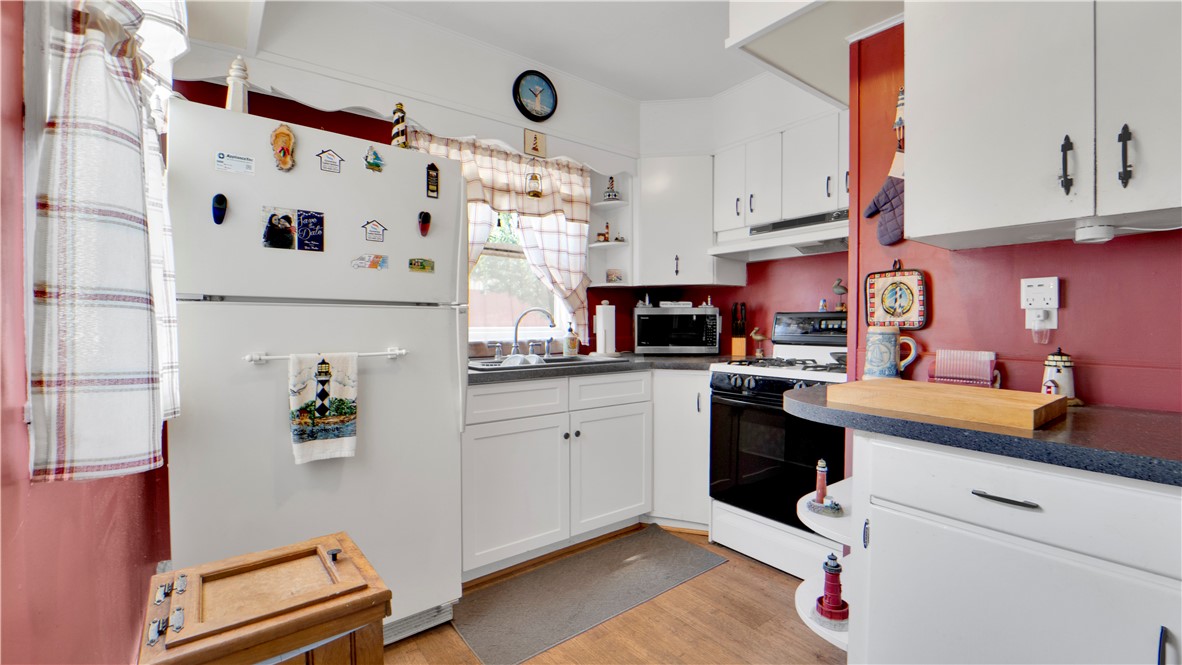 228 Maple Avenue Victor, NY 14564 - Photo 13 of 37