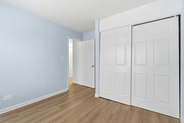 $2,350 | 7526 Bristol Lane, Unit 2, Hanover Park, IL 60133