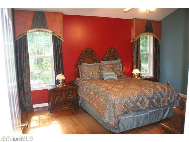 3520 Hunting Ridge Drive High Point, NC 27265 - Photo 13 of 16 1st Bedroom.