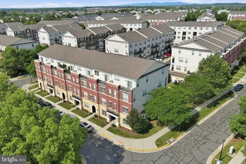 $510,000 | 22661 Settlers Trail Terrace, Brambleton, VA 20148