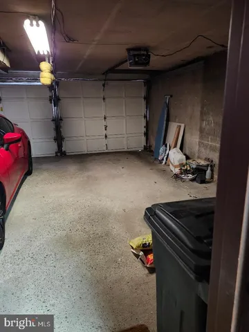 $1,500 | 524 South Cedar Lane, Upper Darby, PA 19082