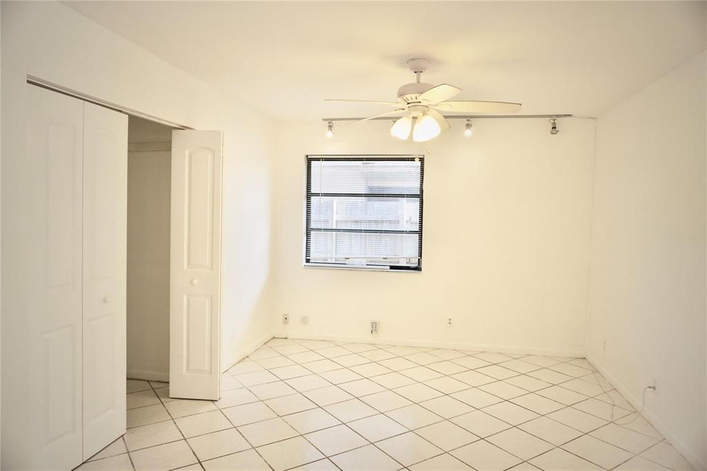 5600 North Park Road Dania Beach, FL 33312 - Photo 6 of 7 5600 room 2