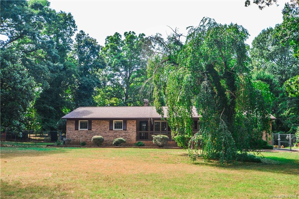 691 Barry Oak Road Cleveland, NC 27013 - Photo 2 of 36