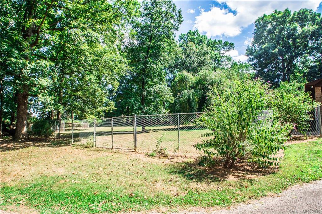 691 Barry Oak Road Cleveland, NC 27013 - Photo 7 of 36