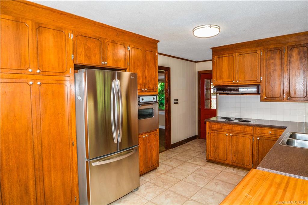 691 Barry Oak Road Cleveland, NC 27013 - Photo 8 of 36