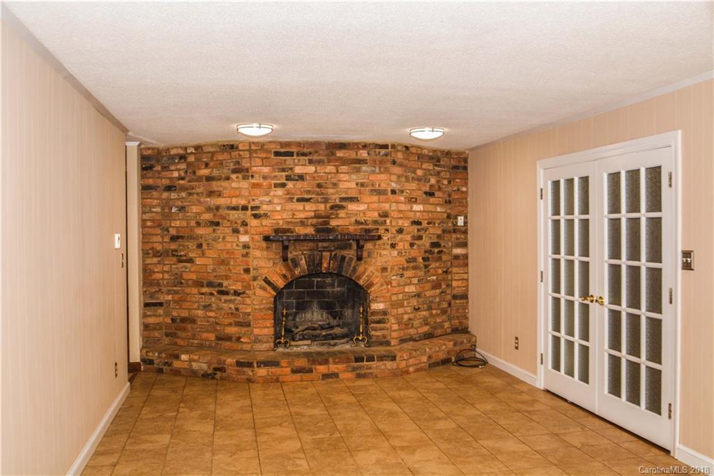 691 Barry Oak Road Cleveland, NC 27013 - Photo 10 of 36