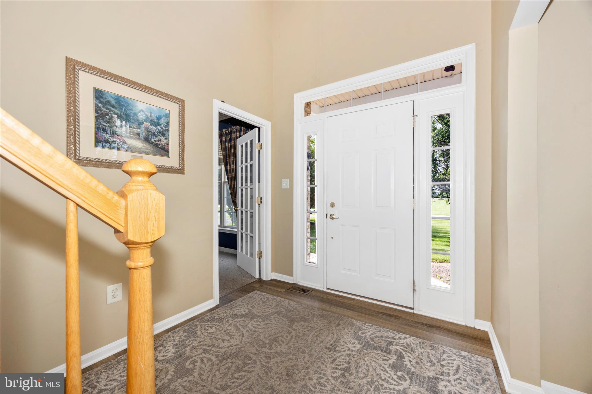 3810 Roundtree Road Jefferson, MD 21755 - Photo 5 of 55 Foyer