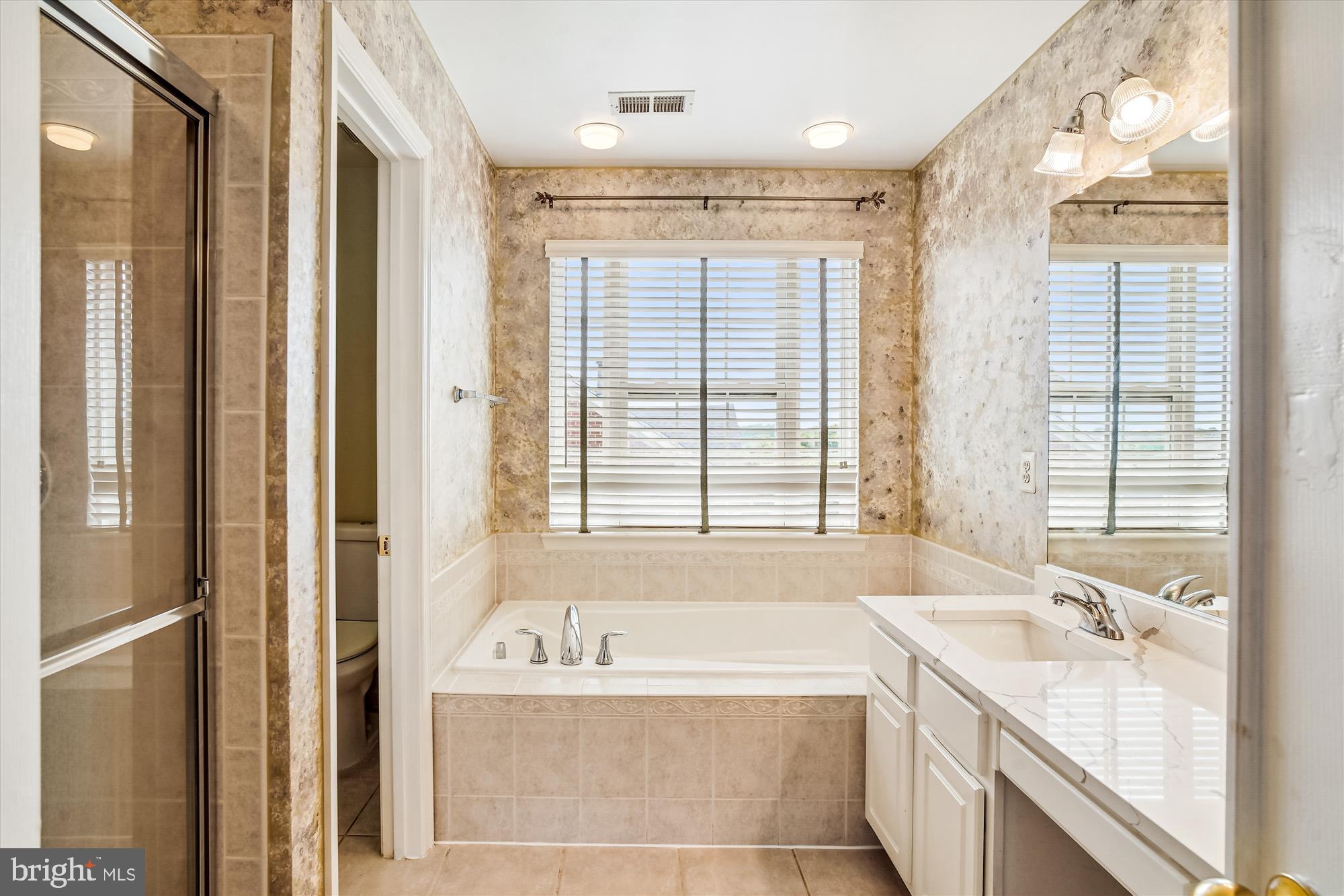 12962 Clarksburg Square Road Clarksburg, MD 20871 - Photo 23 of 39 Primary Bath