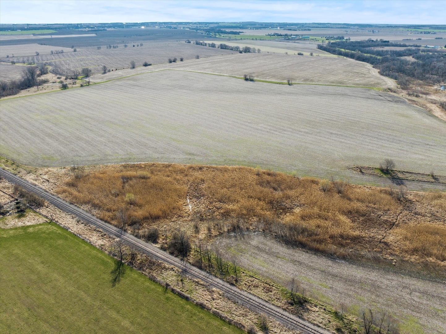 2790 North 4201st Road Sheridan, IL 60551 - Photo 14 of 18 a view of beach and ocean