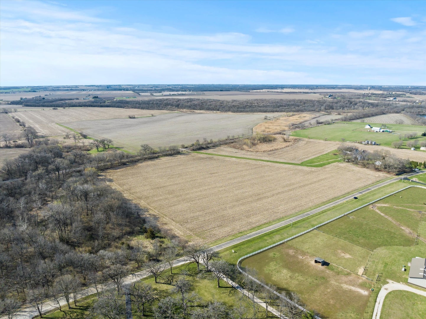 2790 North 4201st Road Sheridan, IL 60551 - Photo 17 of 18 a view of an ocean and beach