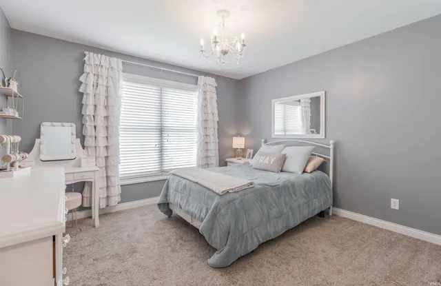 $434,999 | 10160 Quail Crossing, Haubstadt, IN 47639