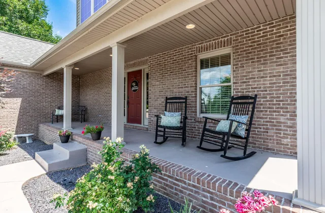 $434,999 | 10160 Quail Crossing, Haubstadt, IN 47639