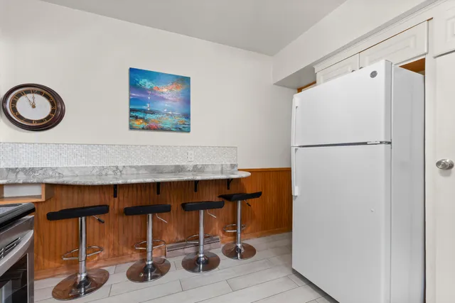 $279,900 | 2 Azalea Court, Hillsdale, MI 49242