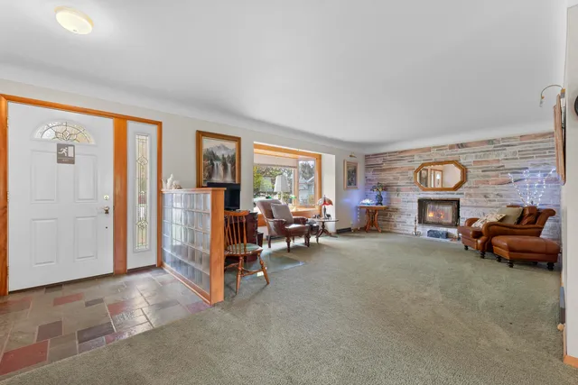 $279,900 | 2 Azalea Court, Hillsdale, MI 49242