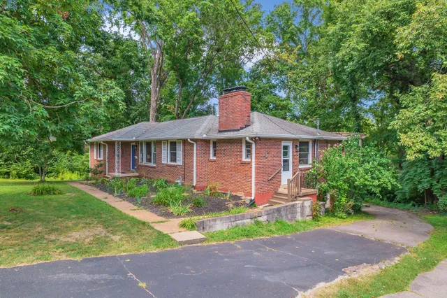 $649,500 | 1008 Downey Drive, Nashville, TN 37205