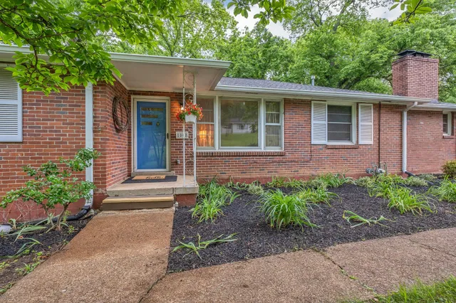 $649,500 | 1008 Downey Drive, Nashville, TN 37205