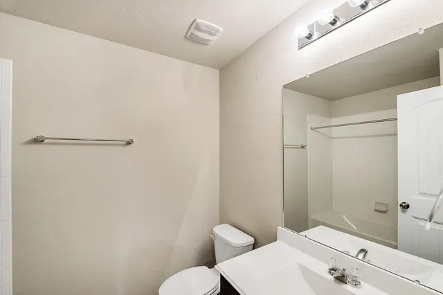 $2,050 | 29514 Patricias Way, Katy, TX 77494