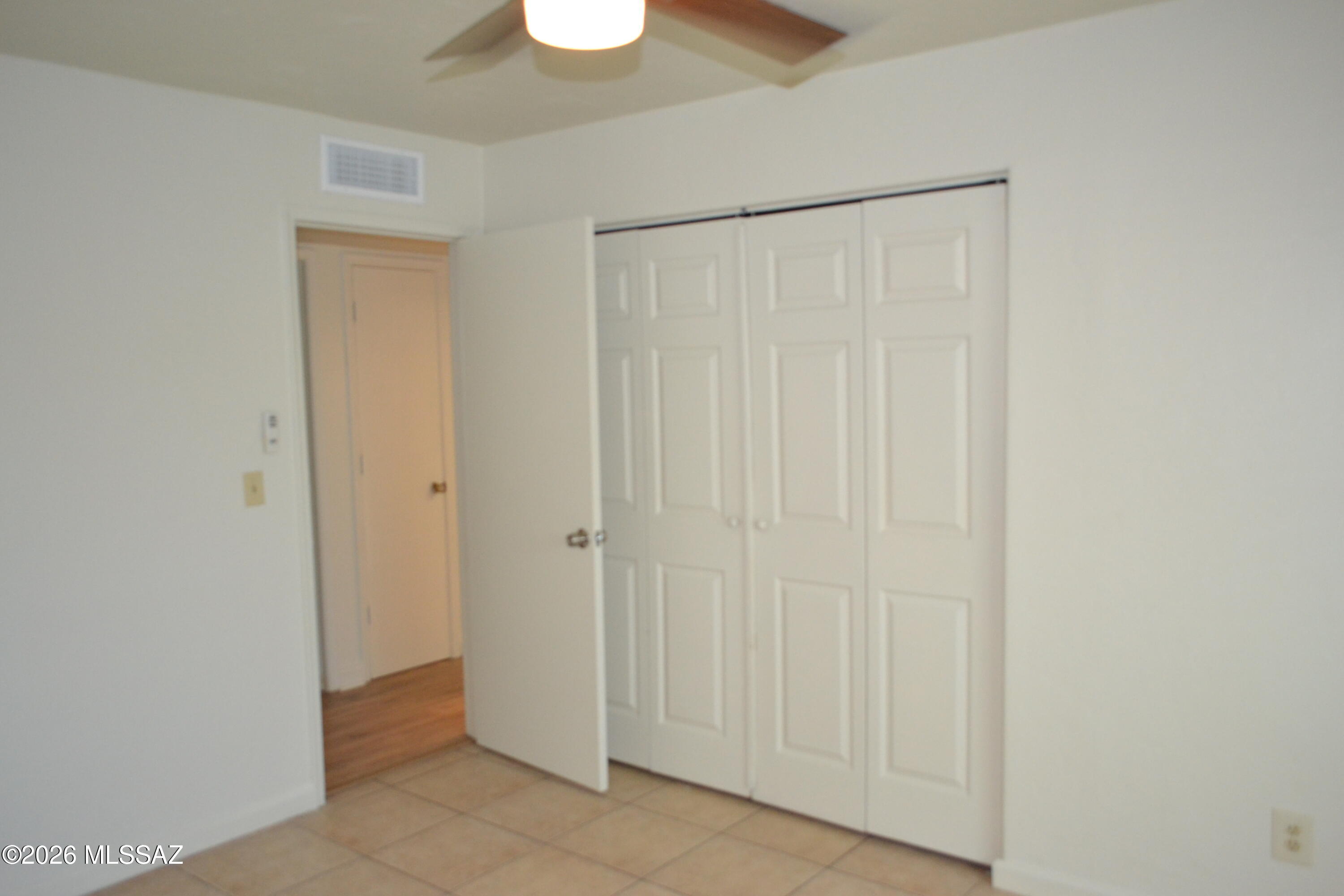 3270 West Capistrano Road Tucson, AZ 85746 - Photo 26 of 34 DSC_0028