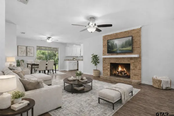$215,000 | 801 Sunset Drive, Overton, TX 75684