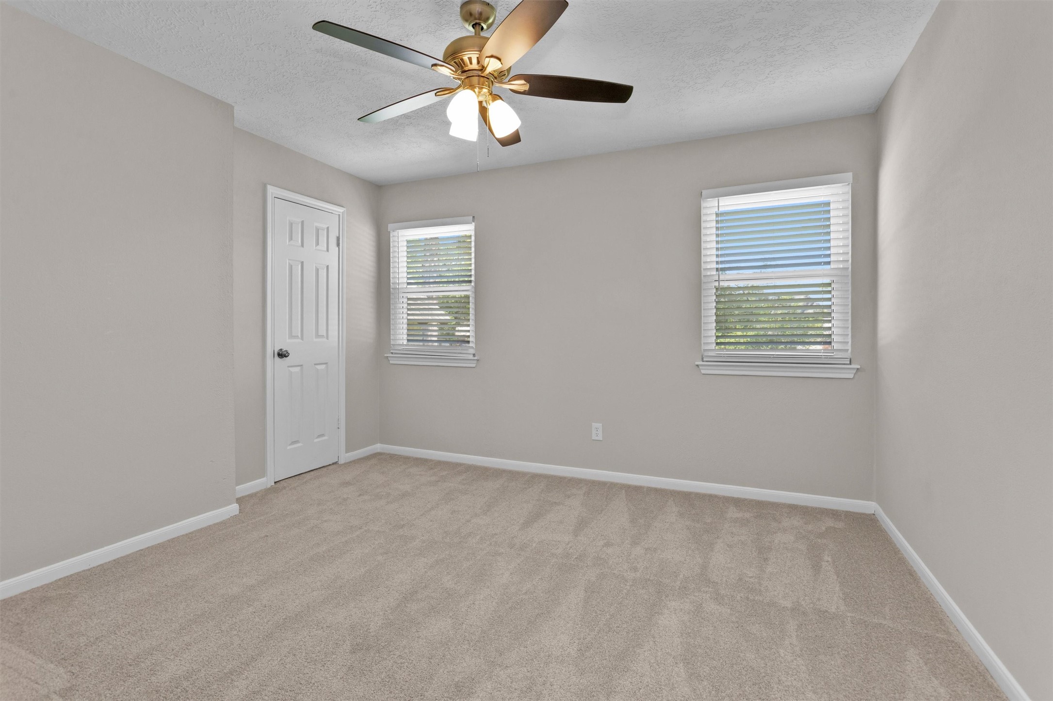 9115 Godstone Lane Spring, TX 77379 - Photo 29 of 46 bedroom 2