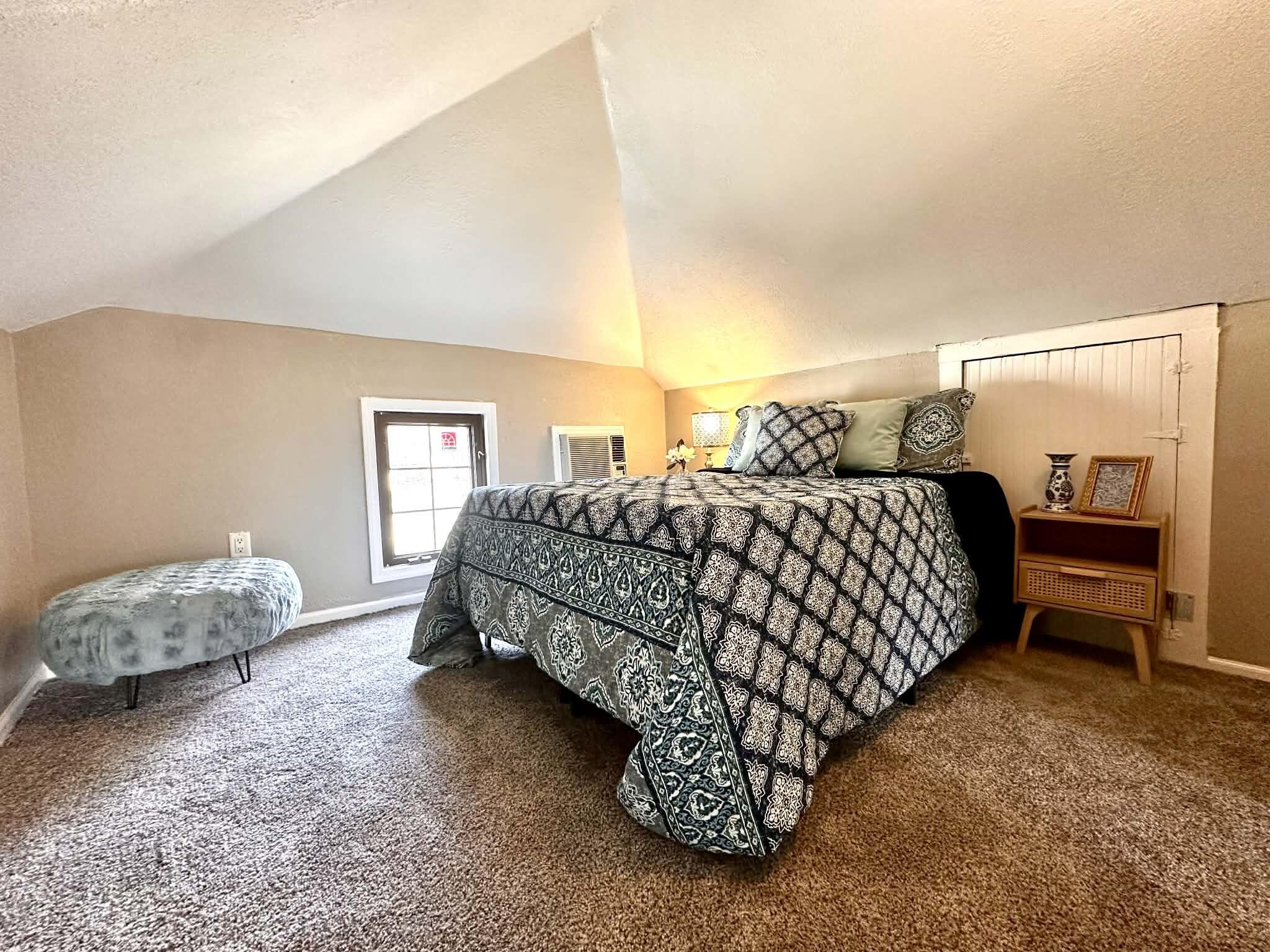 1750 9th Street Racine, WI 53403 - Photo 7 of 9 9th bed 2