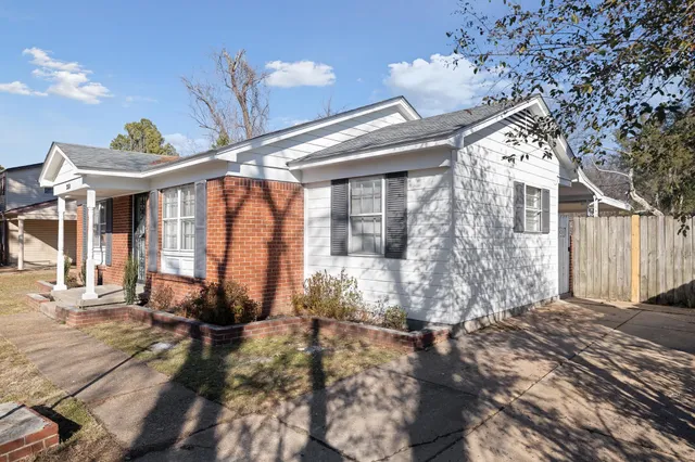 $124,900 | 3150 Castleman Street, Memphis, TN 38118