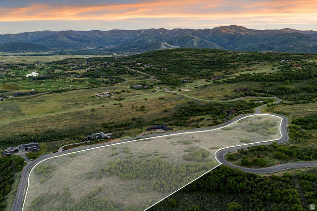1374 West Red Fox Road, Unit 17 Park City, UT 84098 - Photo 4 of 23