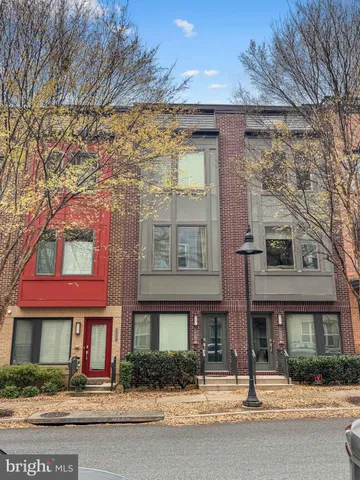 $3,150 | 5610 45th Avenue, Hyattsville, MD 20781