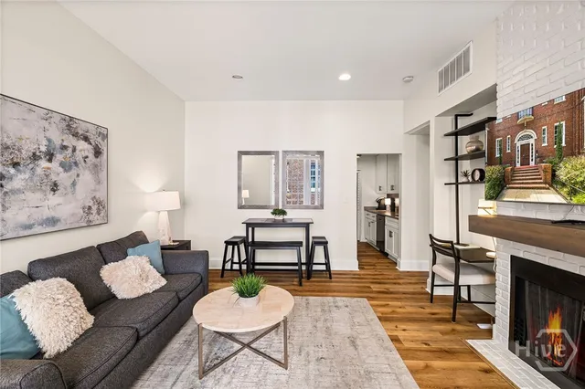 $600,000 | 105 West Oglethorpe Avenue, Unit 203, Savannah, GA 31401