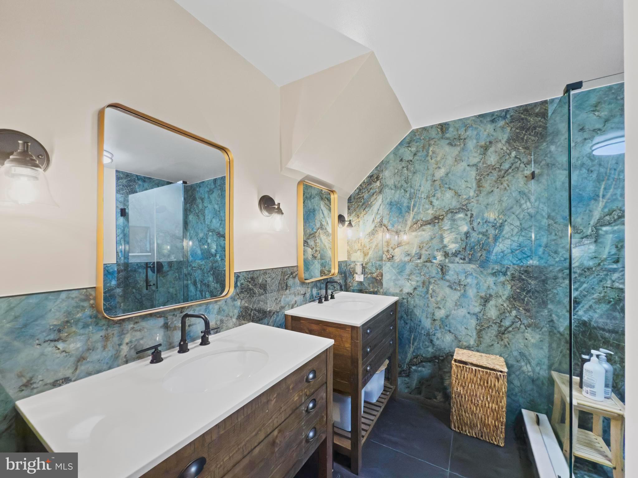 1792 Duffield Lane Alexandria, VA 22307 - Photo 32 of 50 a bathroom with a sink vanity granite and a mirror