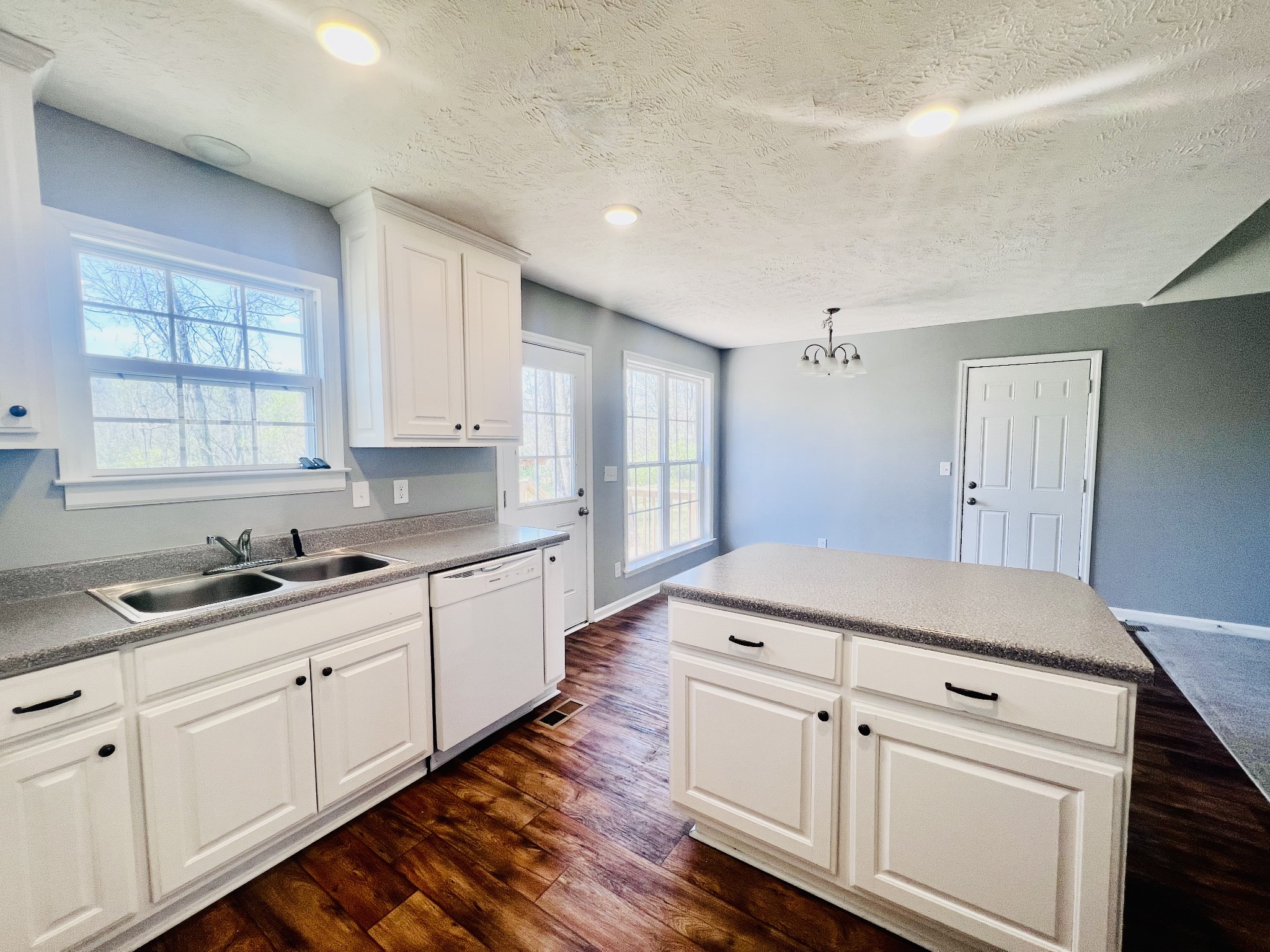 4731 Little Dry Creek Road Pulaski, TN 38478 - Photo 6 of 29