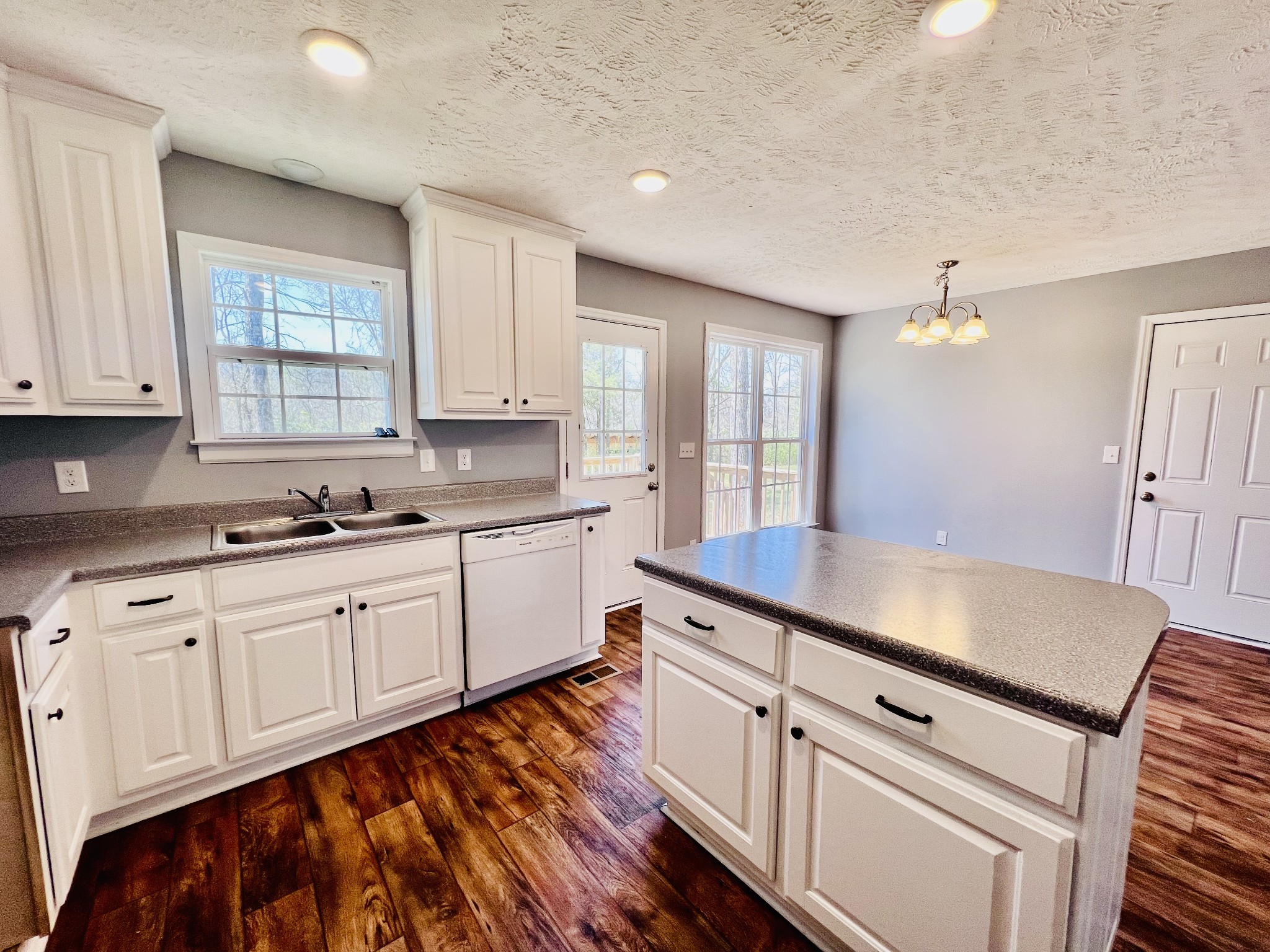 4731 Little Dry Creek Road Pulaski, TN 38478 - Photo 7 of 29