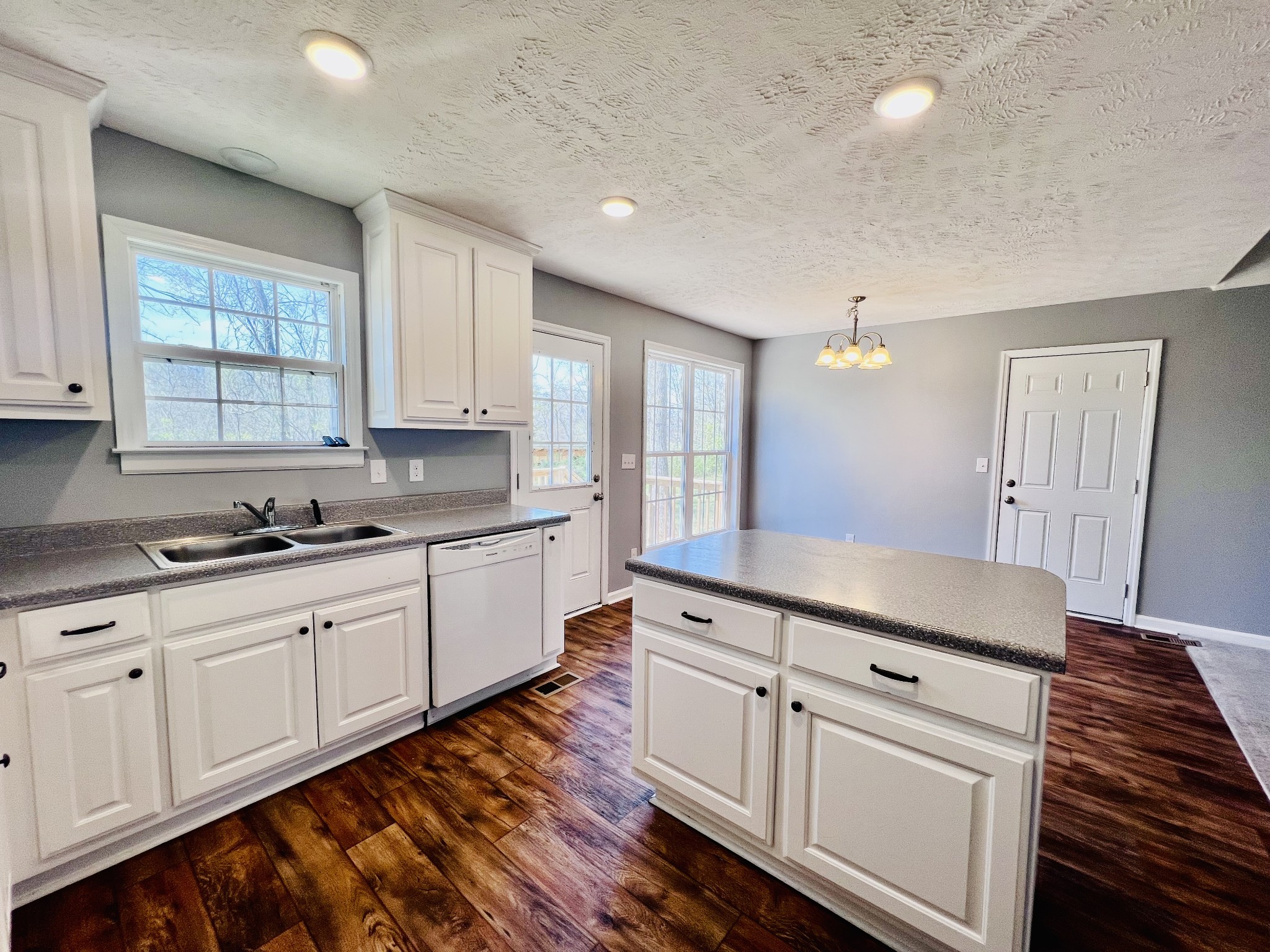 4731 Little Dry Creek Road Pulaski, TN 38478 - Photo 8 of 29