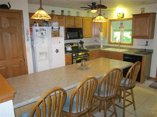 1701 Santa Fe Road Washington, IL 61571 - Photo 5 of 15 Gallery Image 5