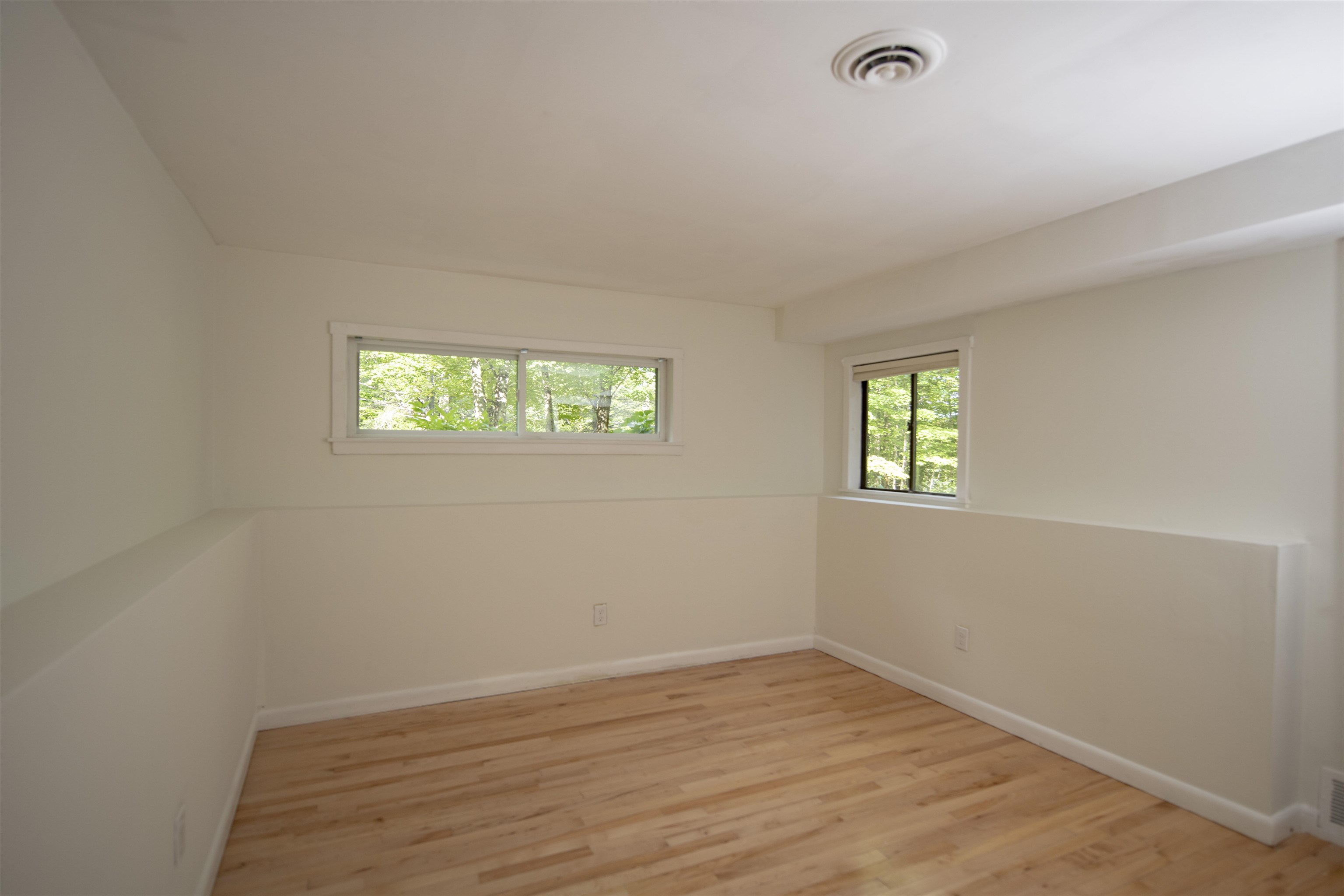 2405 Willard Road Hartford, VT 05059 - Photo 26 of 33 Gallery Image 26