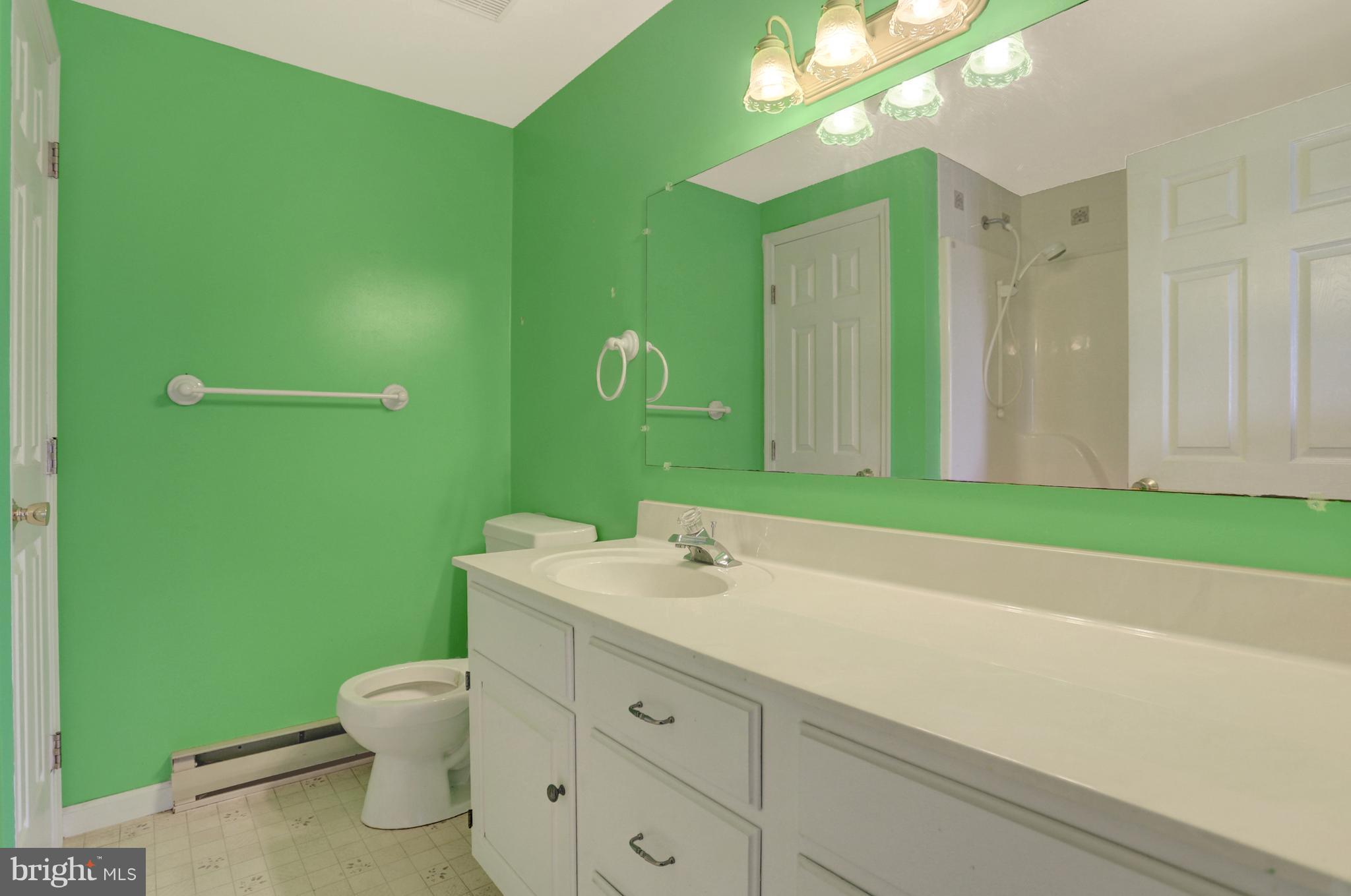 2510 Bachmans Valley Road Manchester, MD 21102 - Photo 21 of 30 Bath