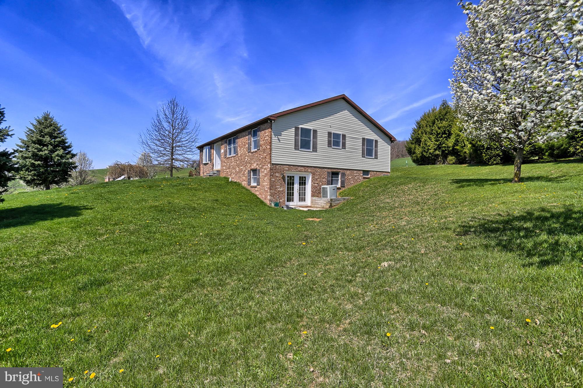 2510 Bachmans Valley Road Manchester, MD 21102 - Photo 4 of 30 Exterior (Front)