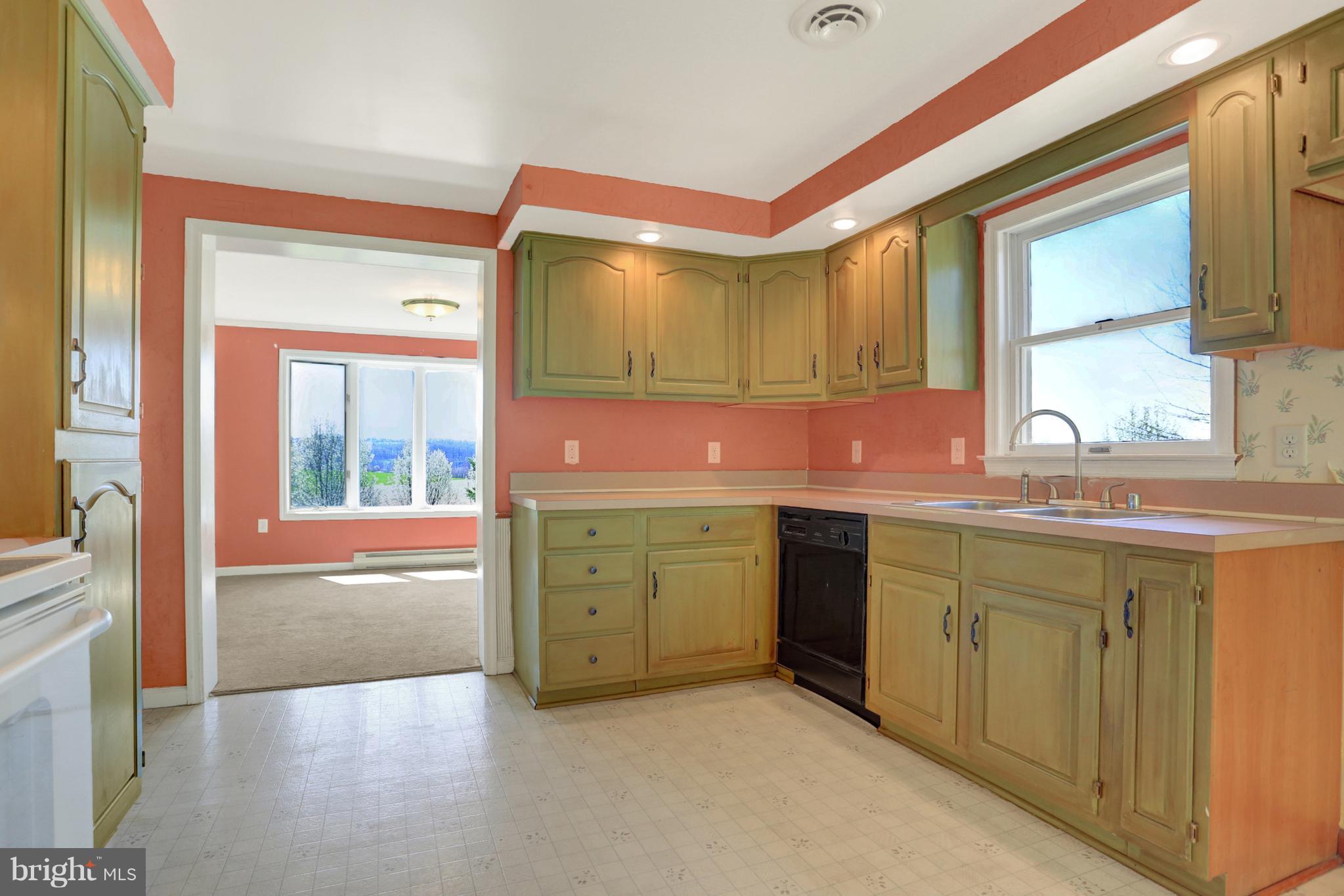2510 Bachmans Valley Road Manchester, MD 21102 - Photo 9 of 30 Kitchen