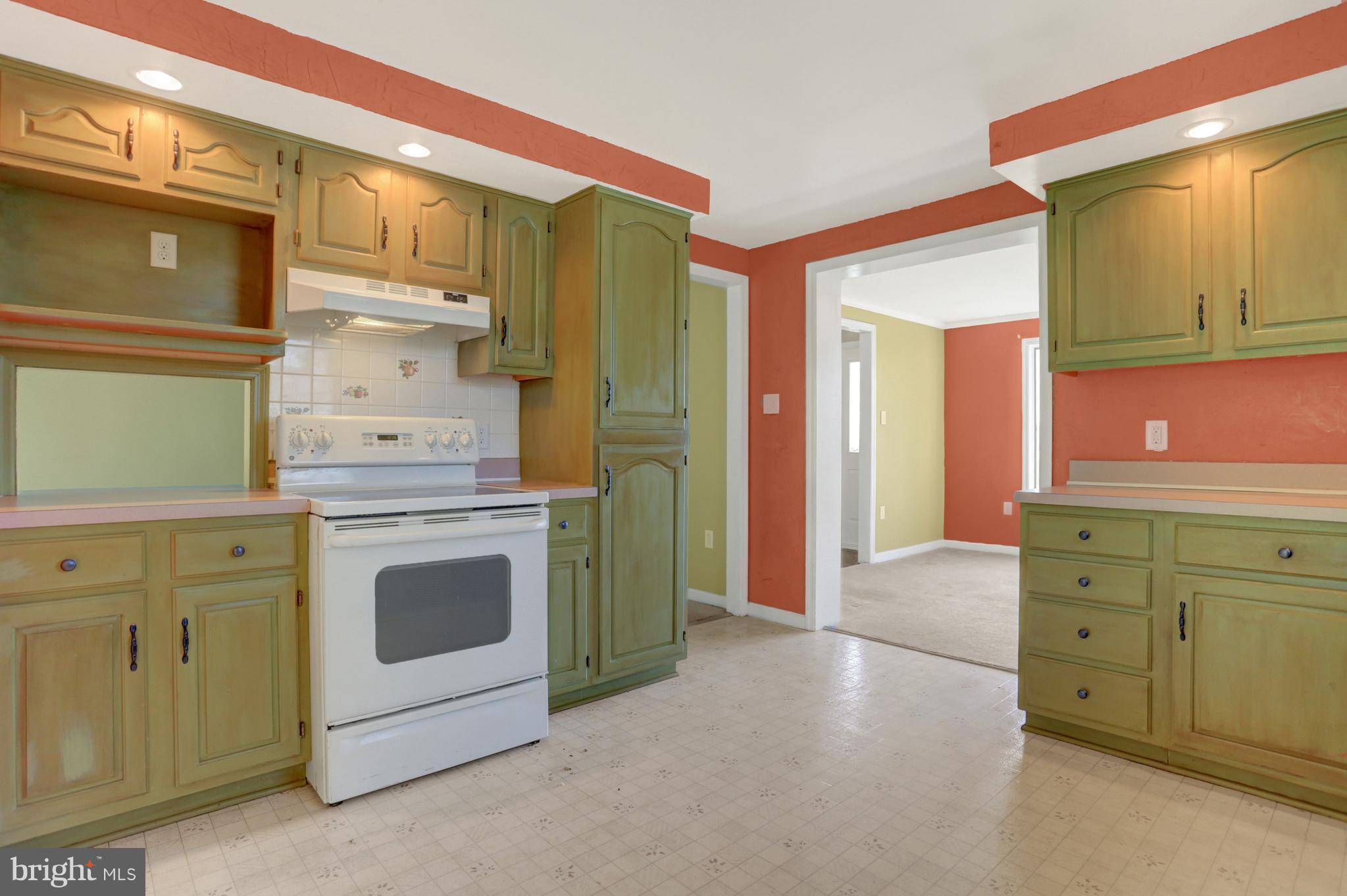 2510 Bachmans Valley Road Manchester, MD 21102 - Photo 10 of 30 Kitchen