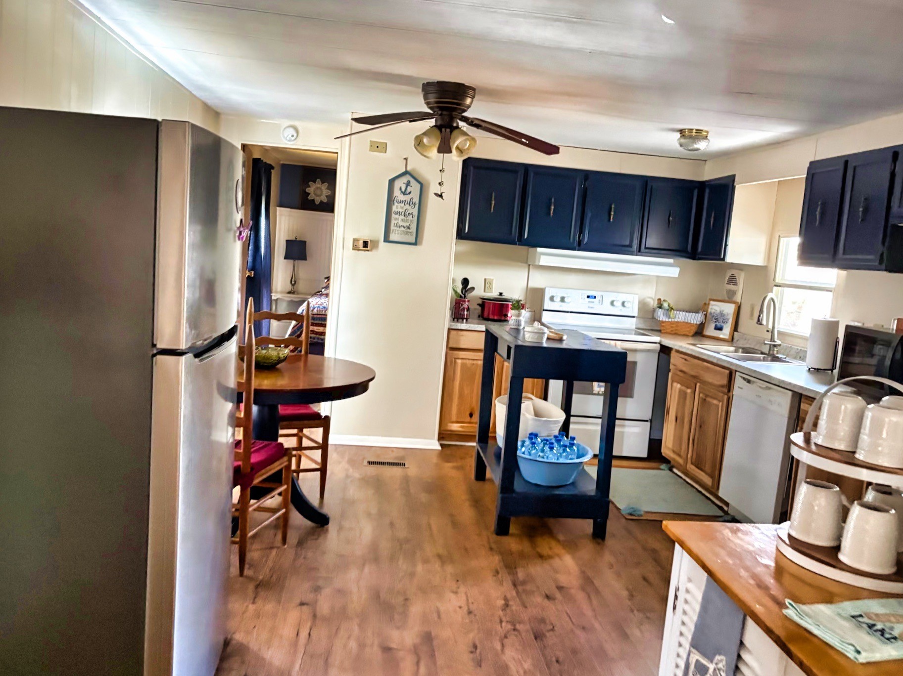743 Brownfield Road Dover, TN 37058 - Photo 13 of 19 a view of a kitchen and dining room