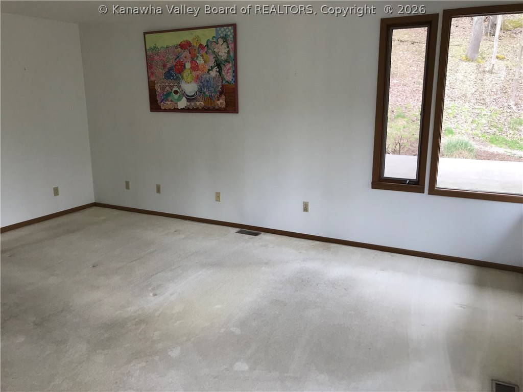 123 Falls Run Road Charleston, WV 25311 - Photo 10 of 30 Gallery Image 10
