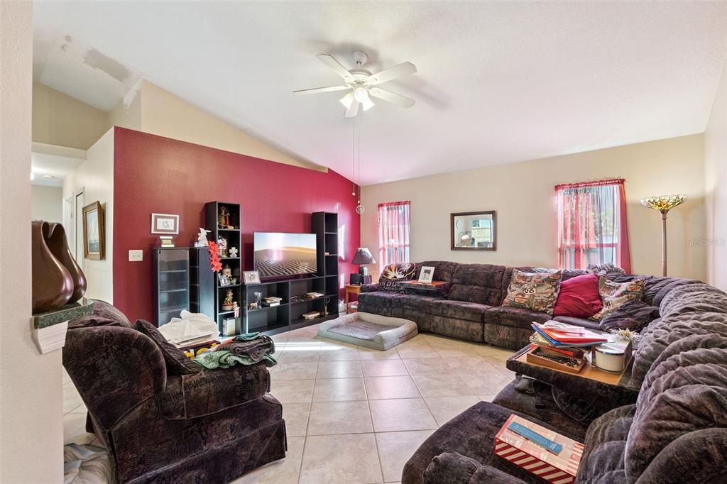 1030 High Ridge Court Minneola, FL 34715 - Photo 11 of 35