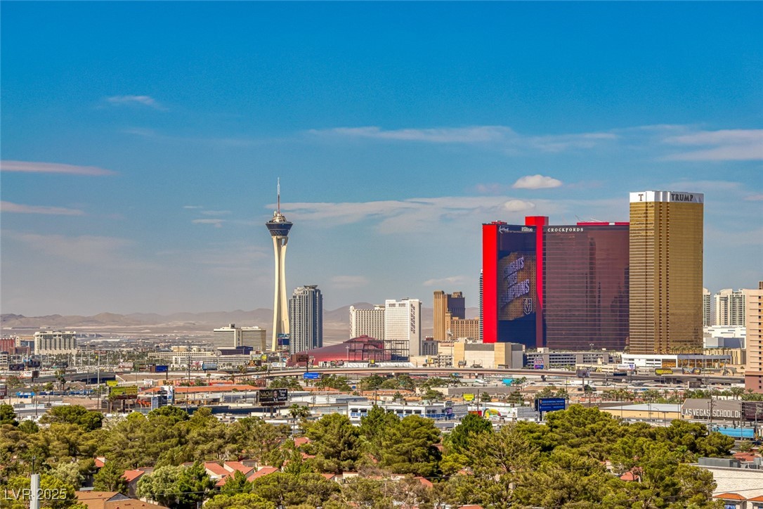 4381 West Flamingo Road, Unit 901 Las Vegas, NV 89103 - Photo 18 of 58 View of city skyline