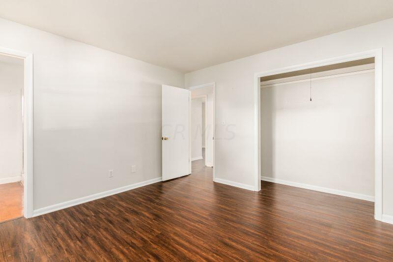 355 Flint Ridge Drive Columbus, OH 43230 - Photo 11 of 23 Bedroom 1