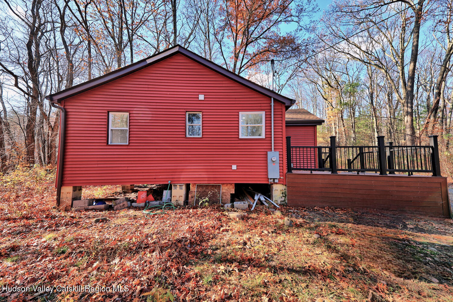 40 Cemetery Road Palenville, NY 12463 - Photo 4 of 47 a front view of a house with a yard
