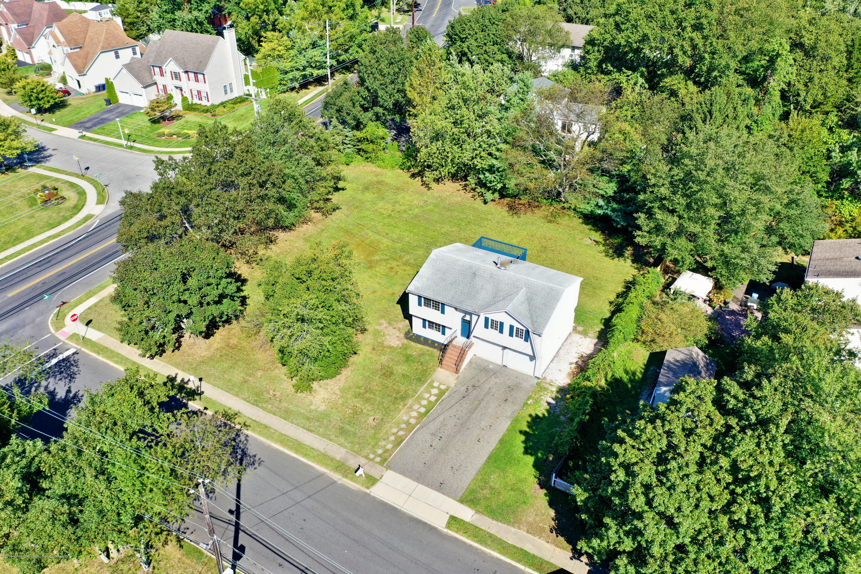 507 Winding River Road Brick, NJ 08724 - Photo 7 of 65 006_dji_0727-dji_0731
