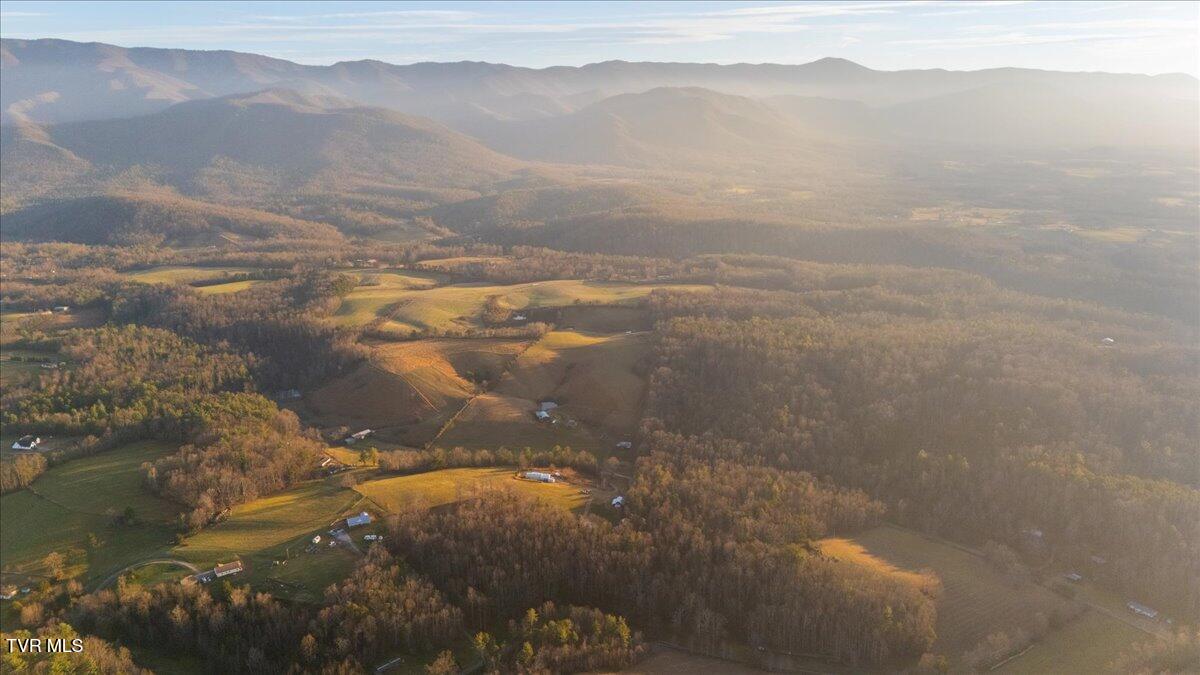 875 Frank Roberts Road, Unit 4 & 5 Afton, TN 37616 - Photo 12 of 36 11-DJI_20251213164548_0897_D-HDR