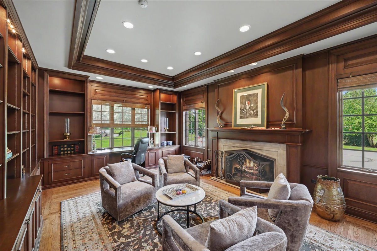 25W451 Plamondon Road Wheaton, IL 60189 - Photo 19 of 66