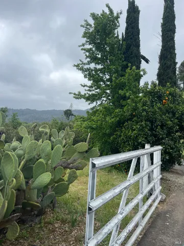 $2,550,000 | 3500 Silverado Trail North, St. Helena, CA 94574