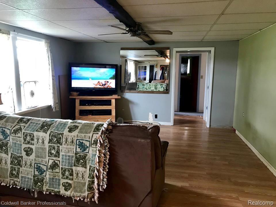 6569 Jefferson Road North Branch, MI 48461 - Photo 7 of 20